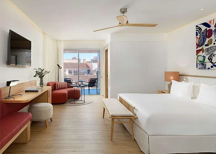 H10 Croma Malaga Hotel *